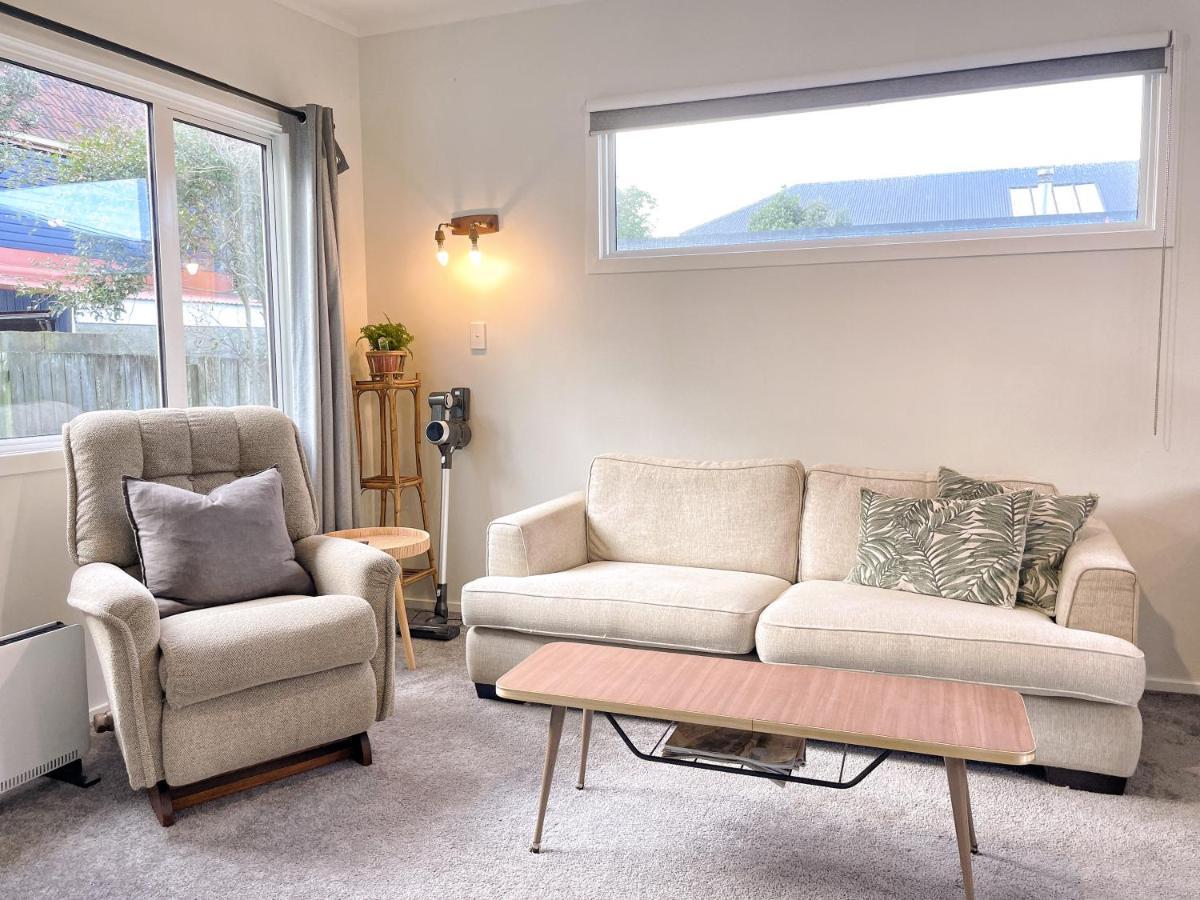 Cozy N Comfortable,5 Mins To Airport Villa Wellington Kültér fotó